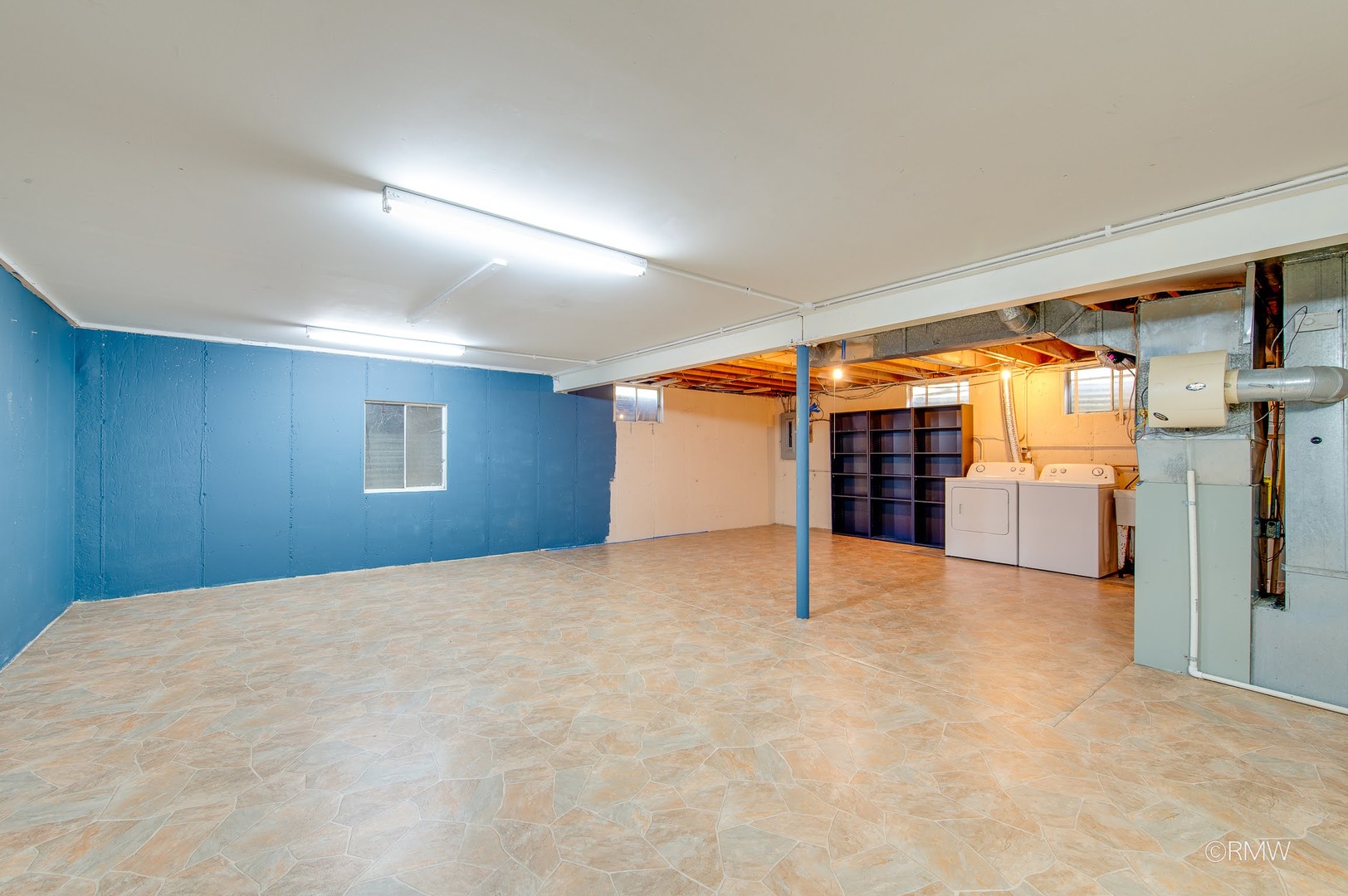 Gallery Image 19
