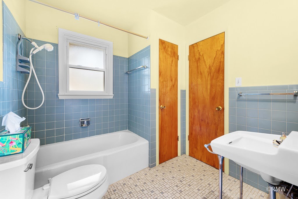 Gallery Image 18