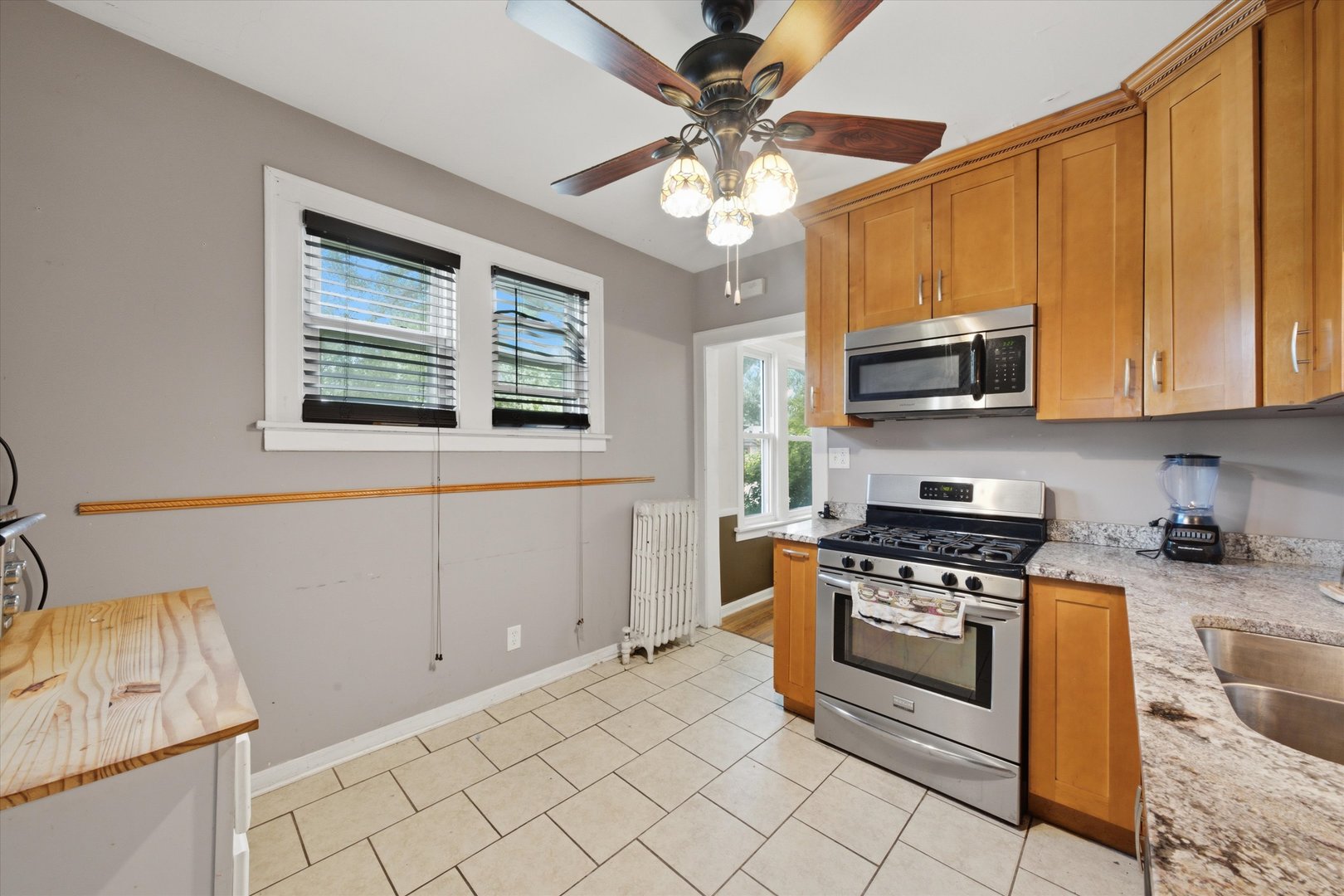 Gallery Image 10