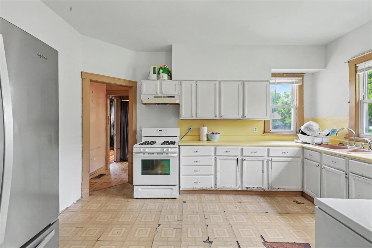 Gallery Image 13