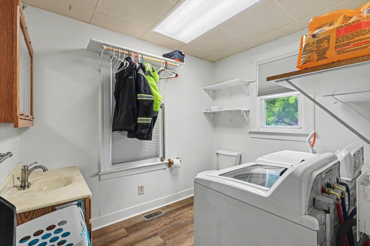 Gallery Image 15