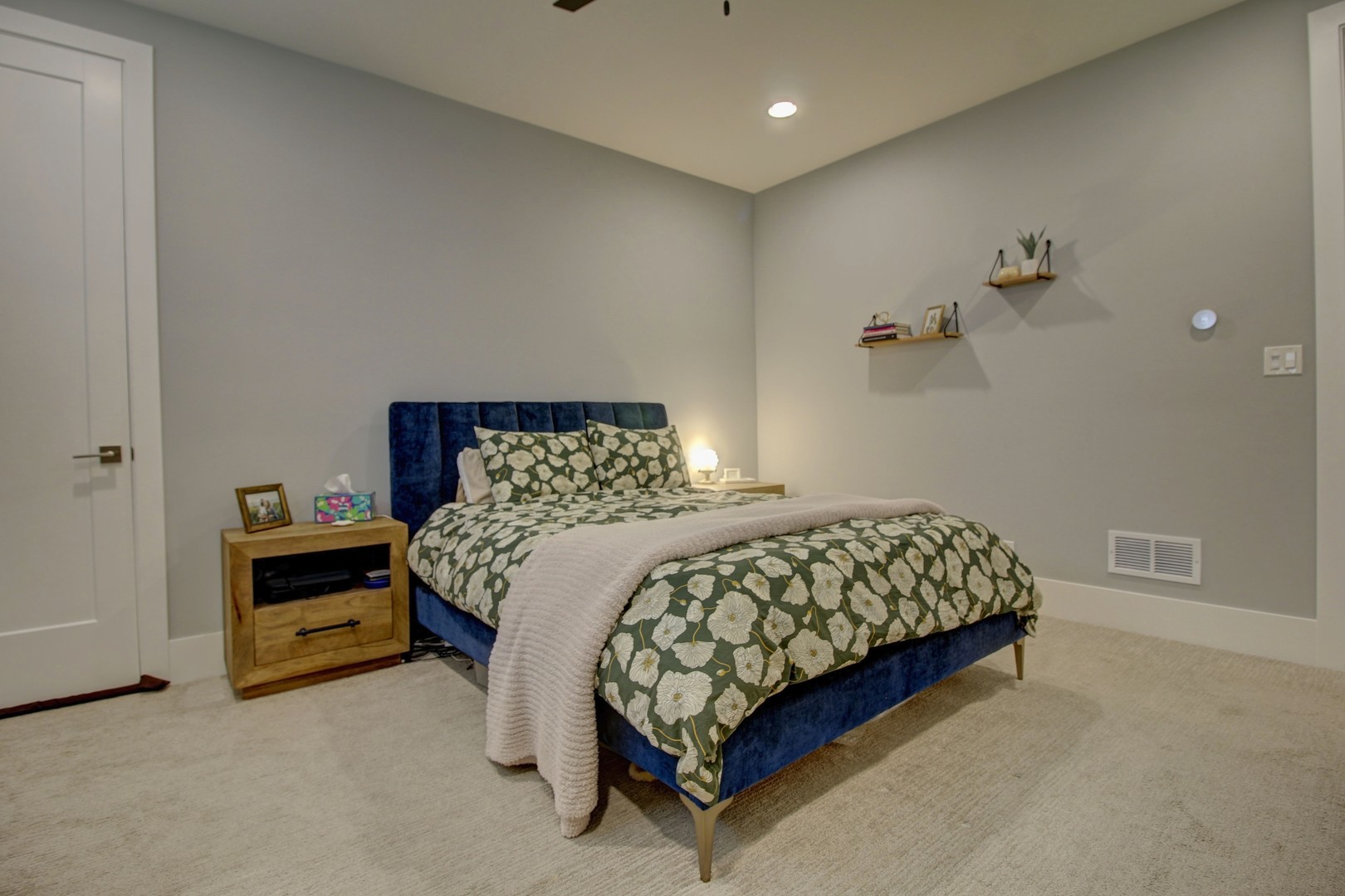 Gallery Image 12
