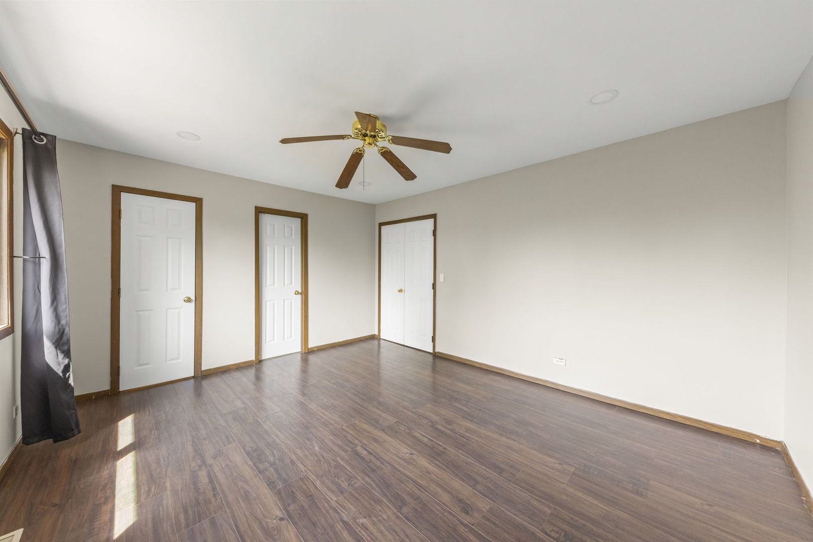 Gallery Image 14