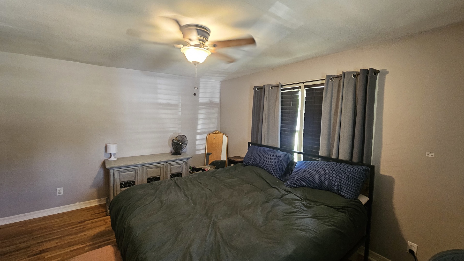 Gallery Image 16