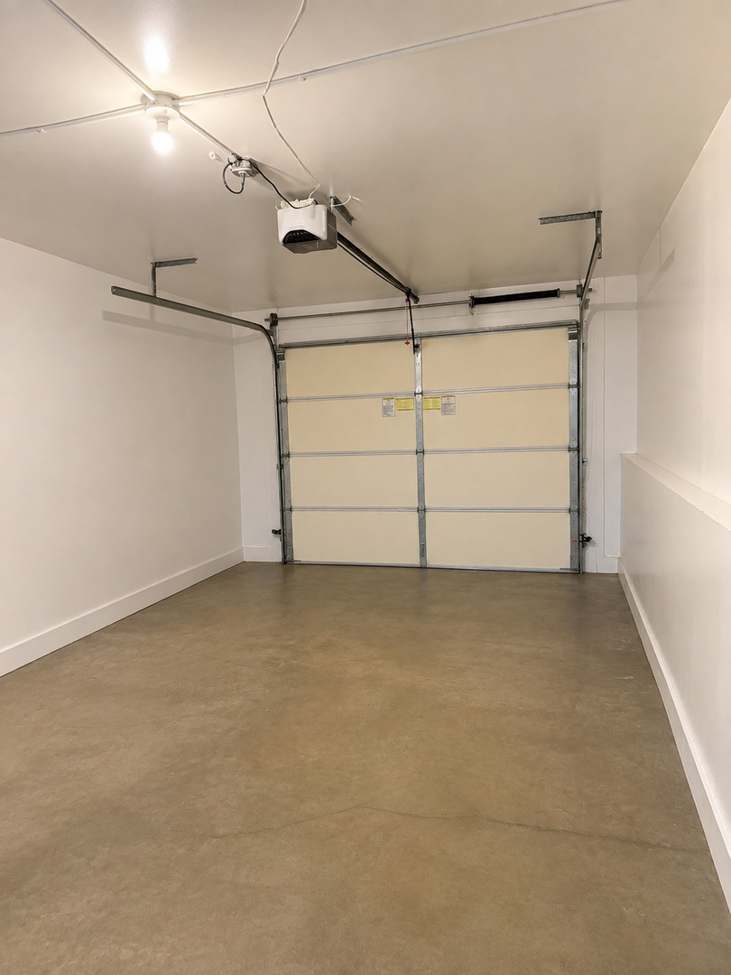 Gallery Image 16