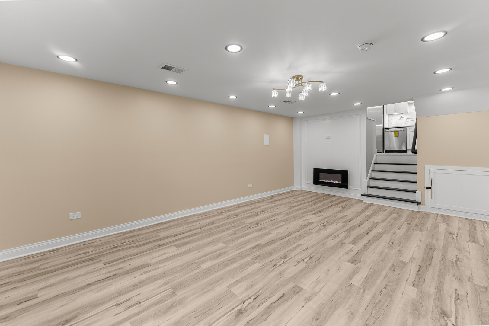 Gallery Image 19