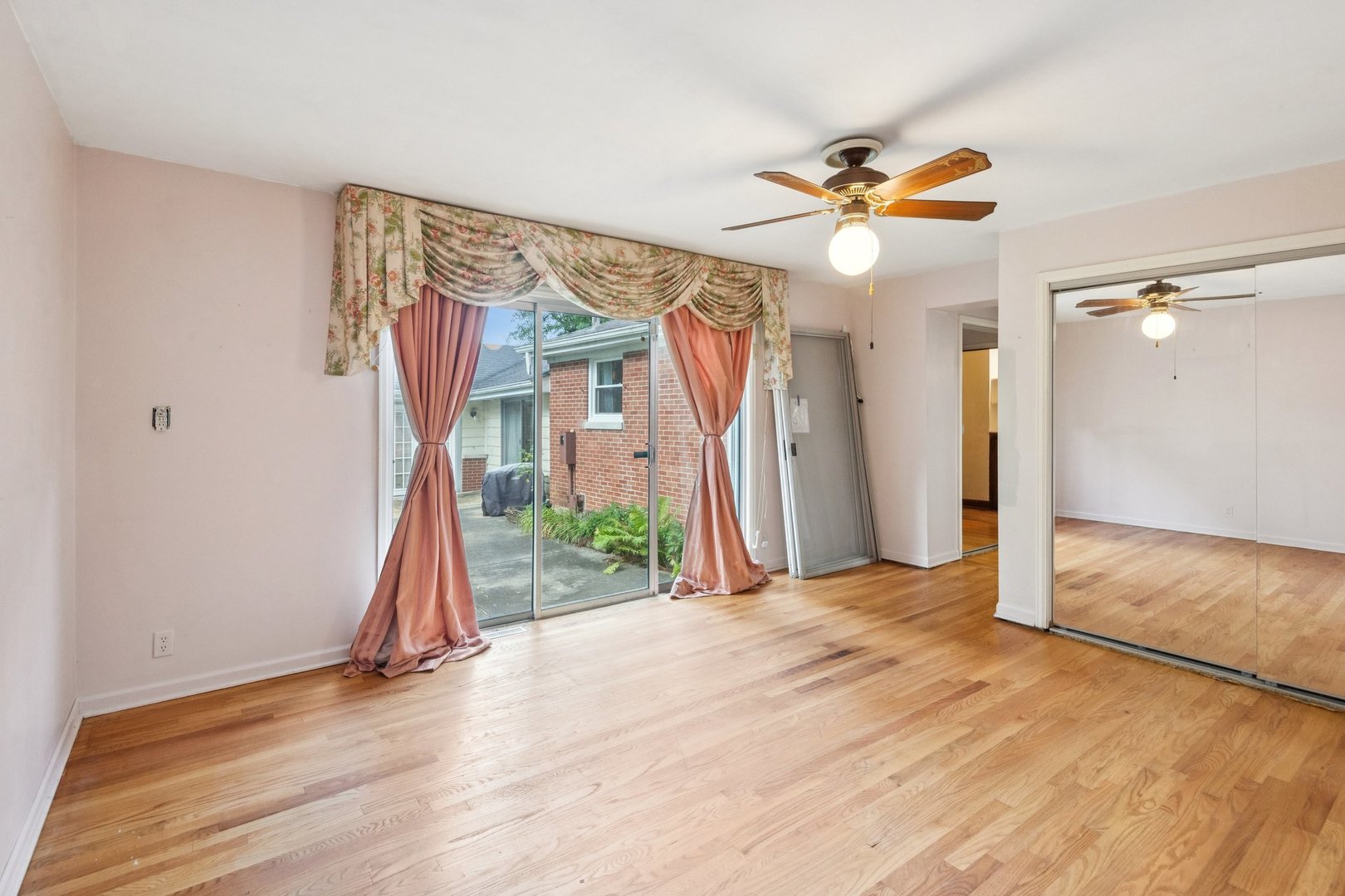 Gallery Image 9