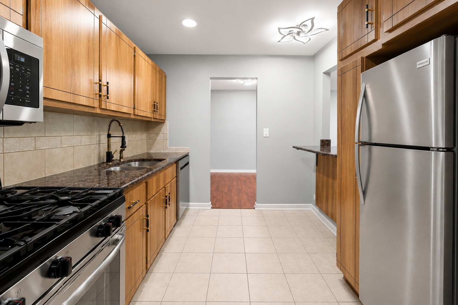 Gallery Image 12