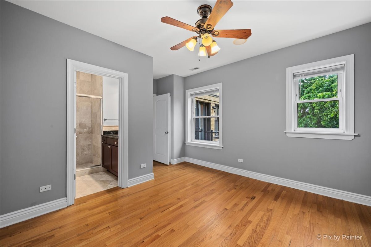 Gallery Image 16