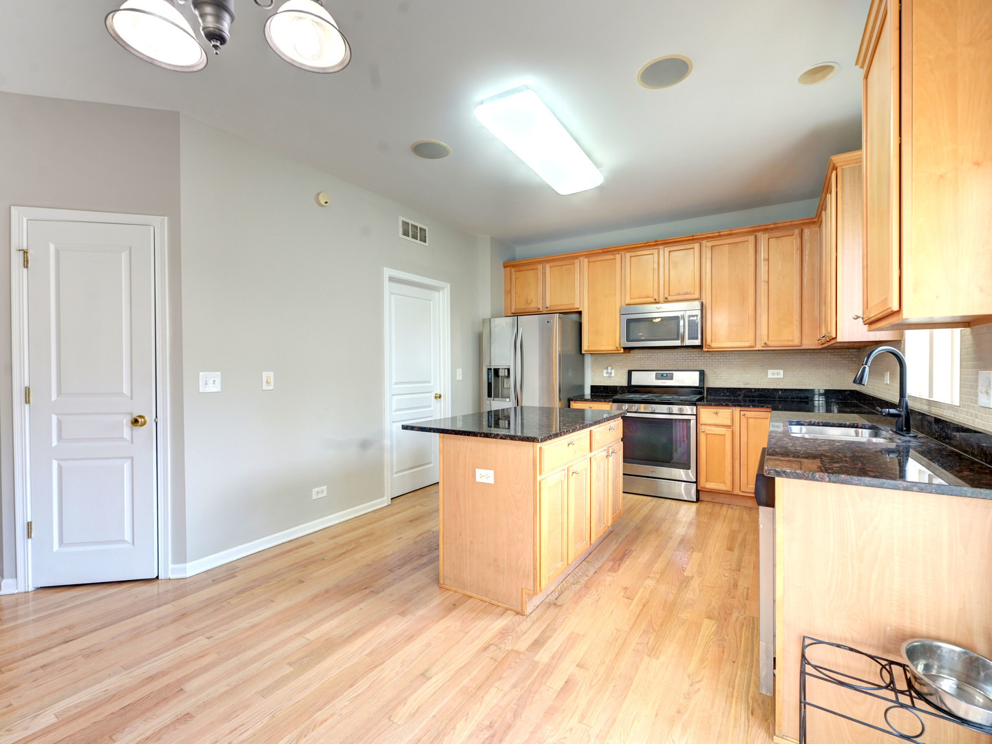 Gallery Image 13