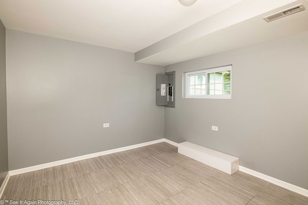 Gallery Image 19