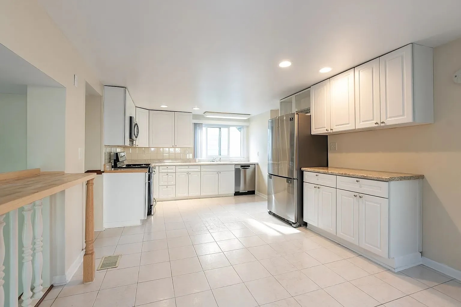 Gallery Image 8