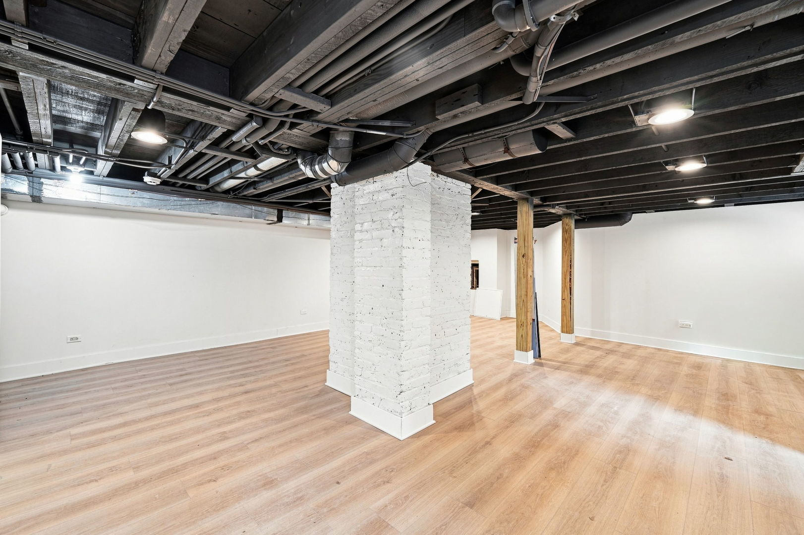 Gallery Image 28
