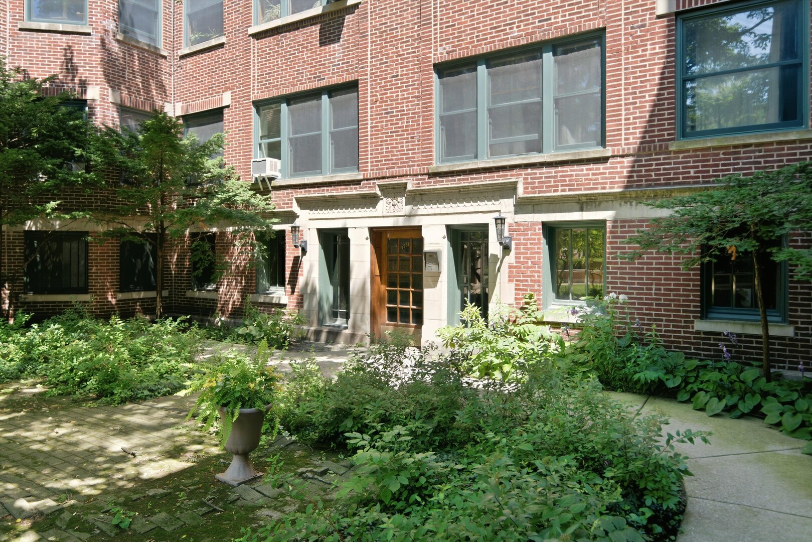 Gallery Image 6