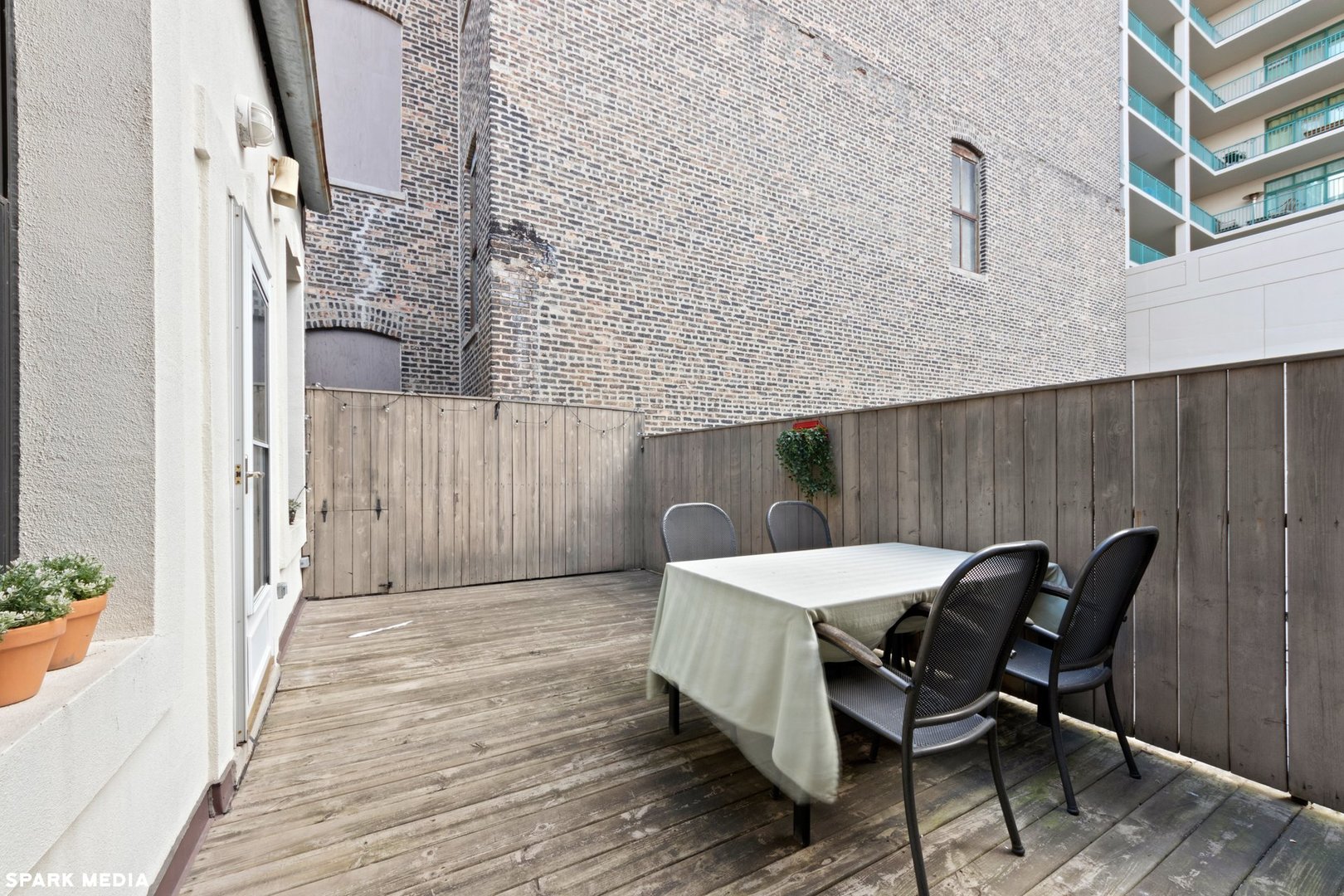 Gallery Image 9