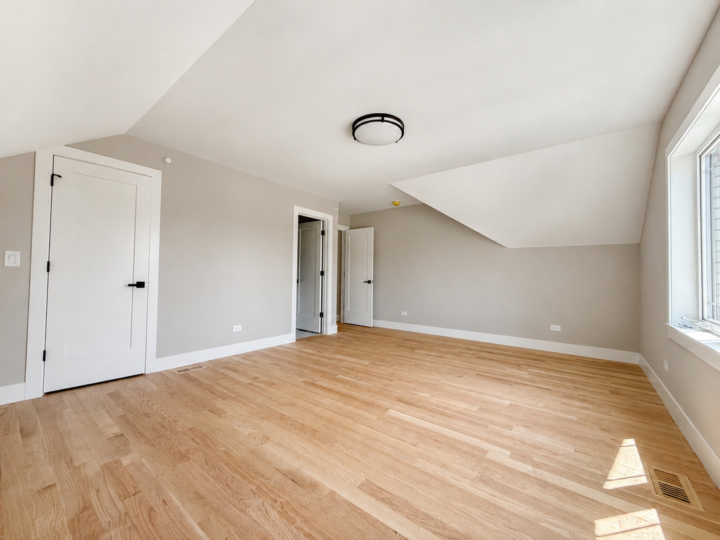 Gallery Image 19