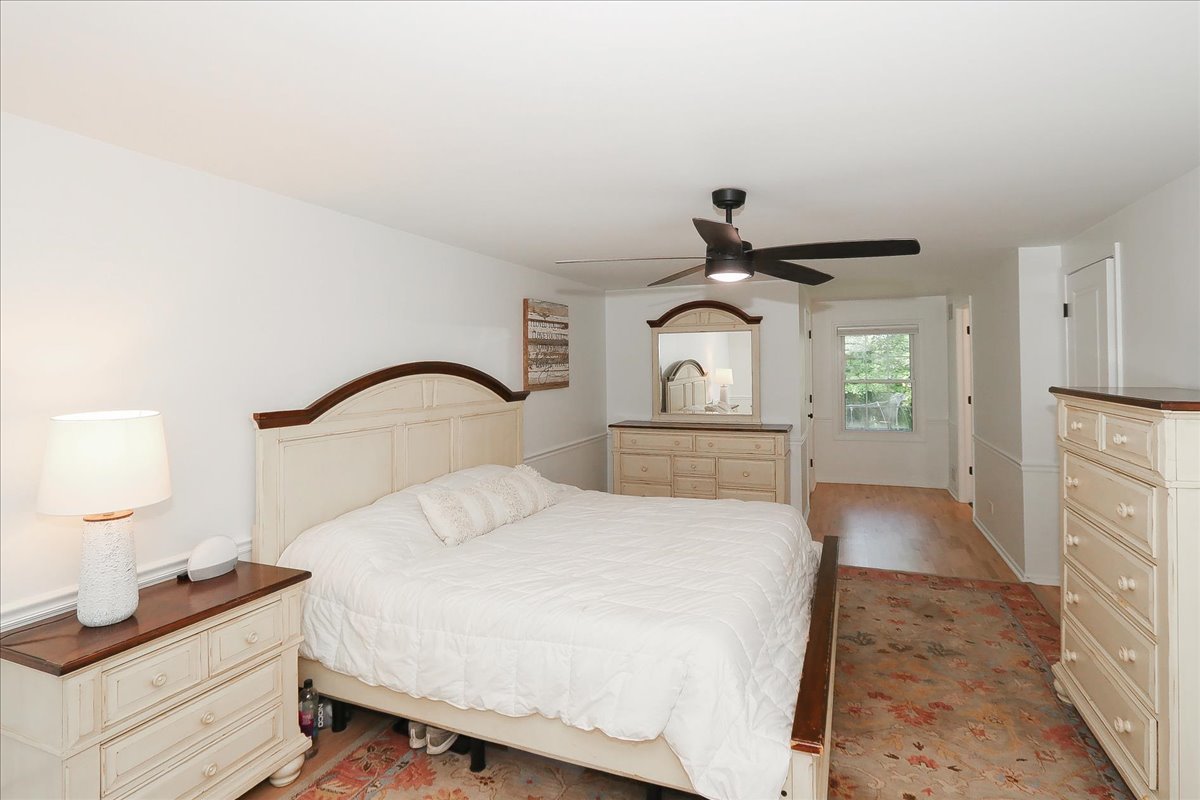 Gallery Image 18