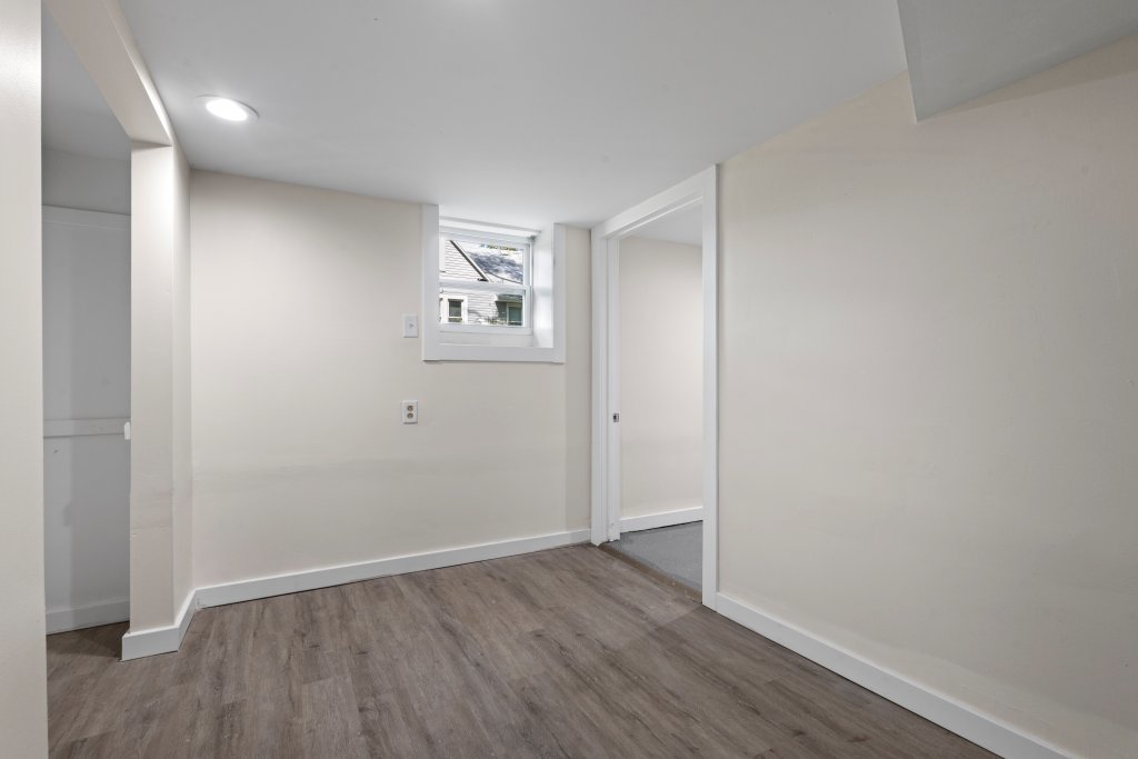 Gallery Image 19