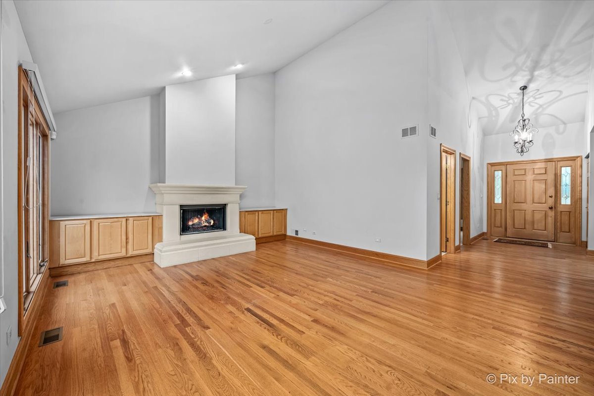 Gallery Image 14