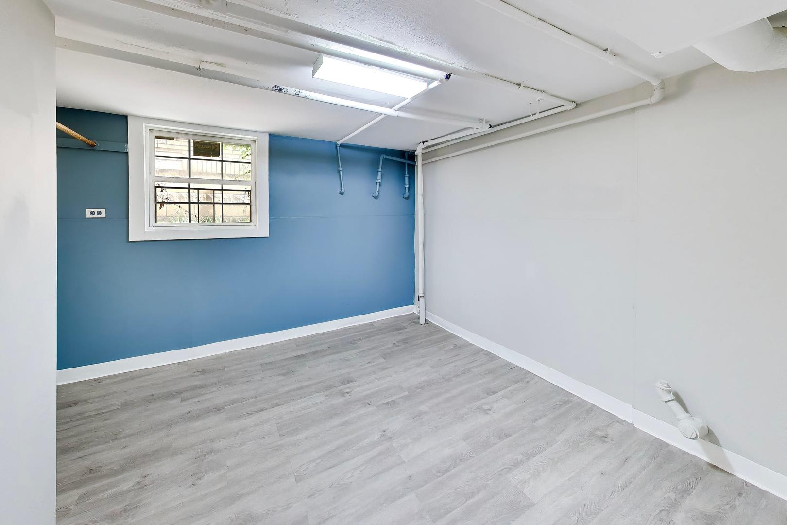 Gallery Image 16