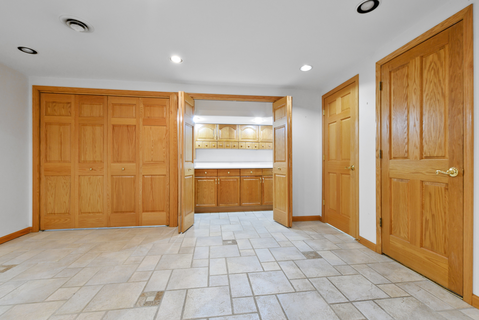Gallery Image 37