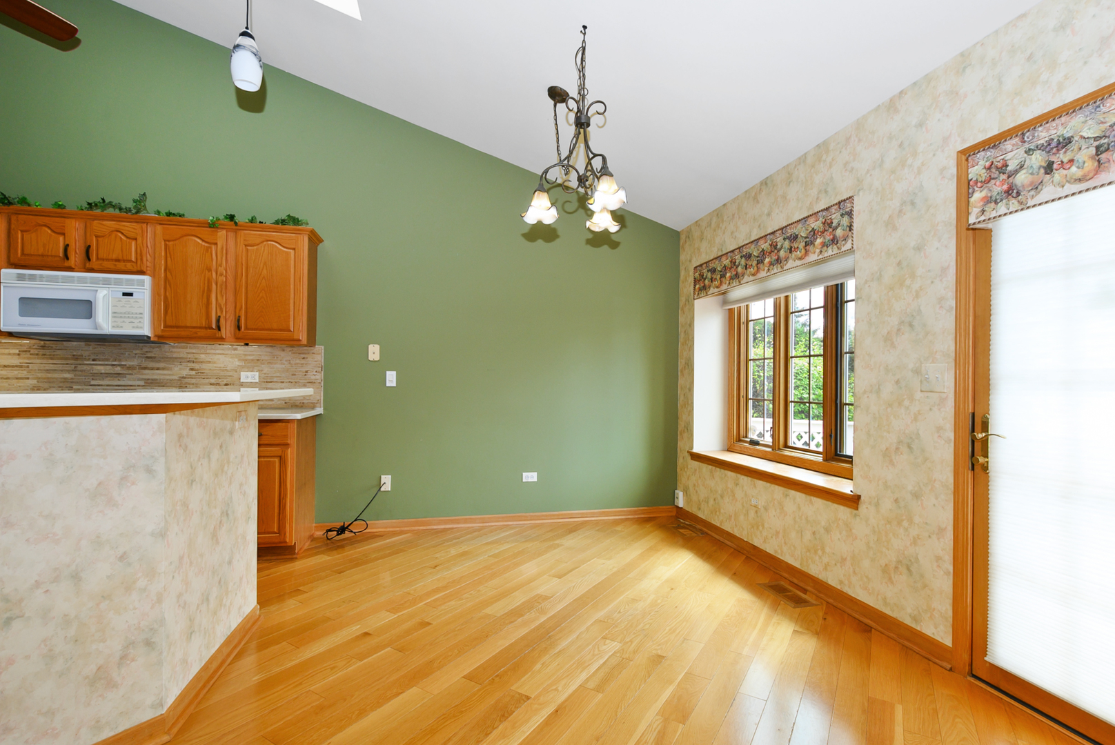 Gallery Image 19