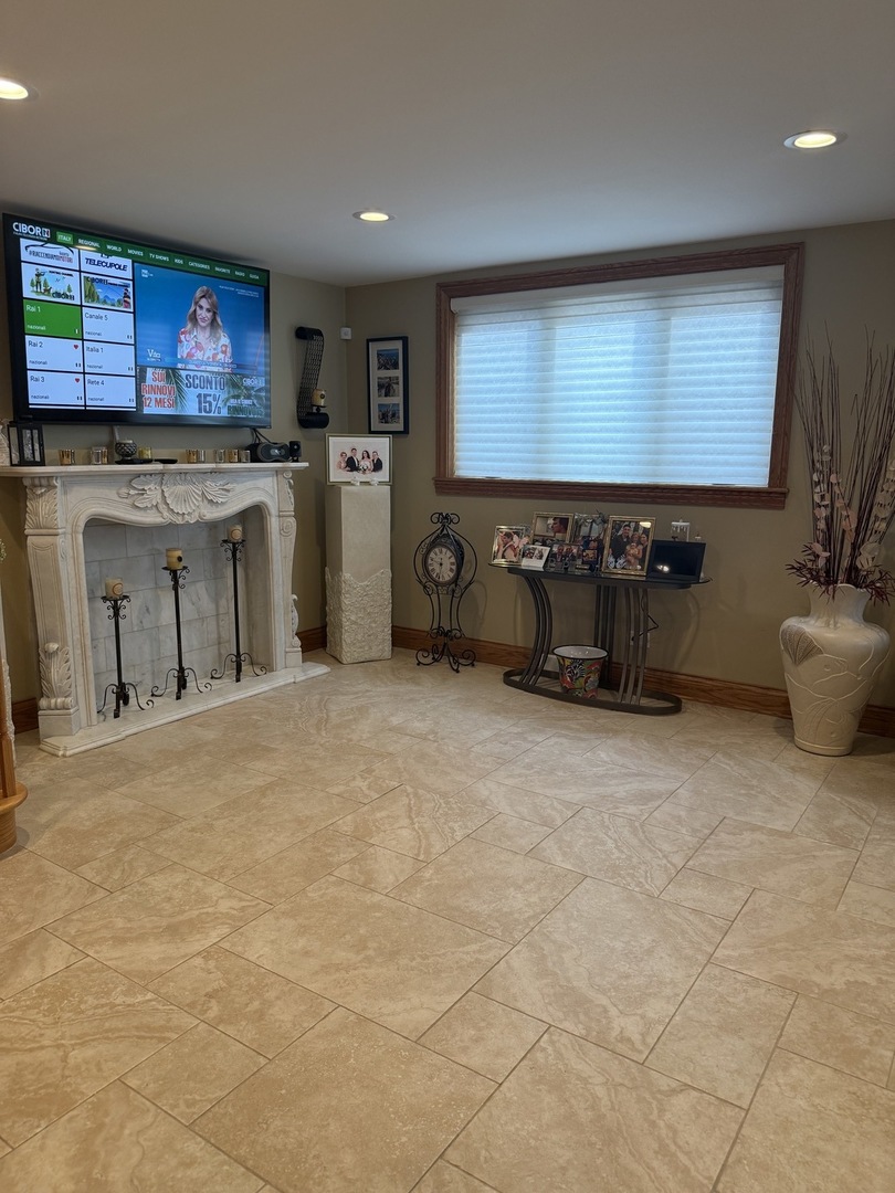 Gallery Image 13