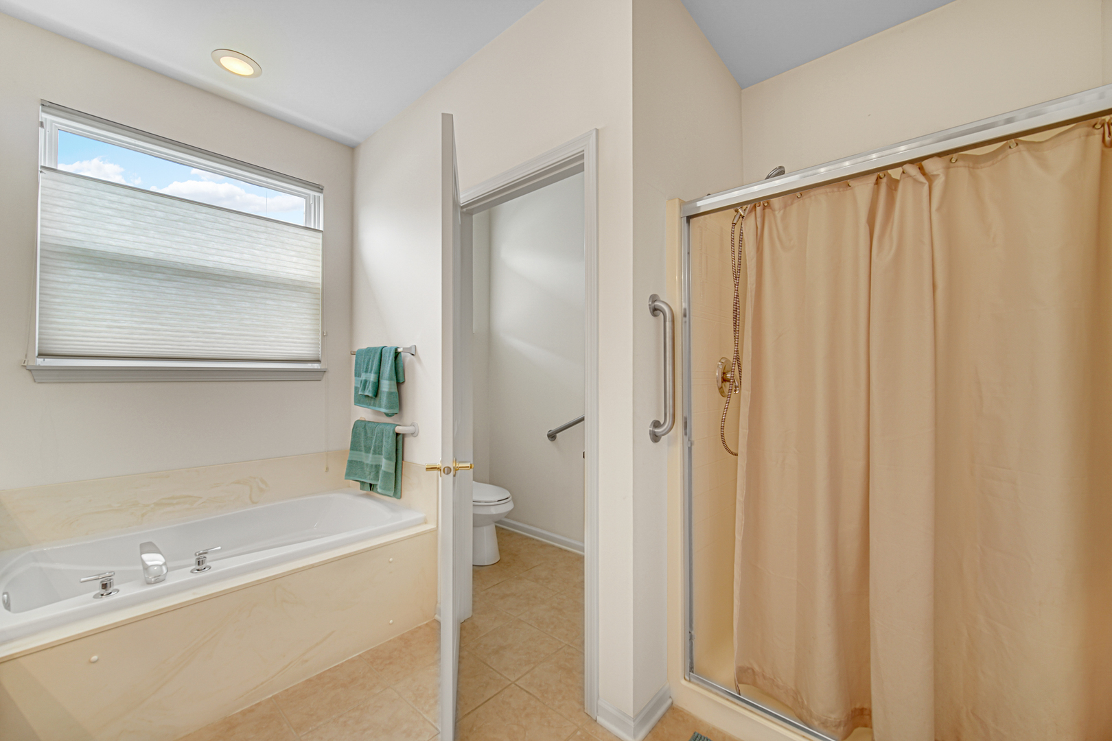 Gallery Image 12