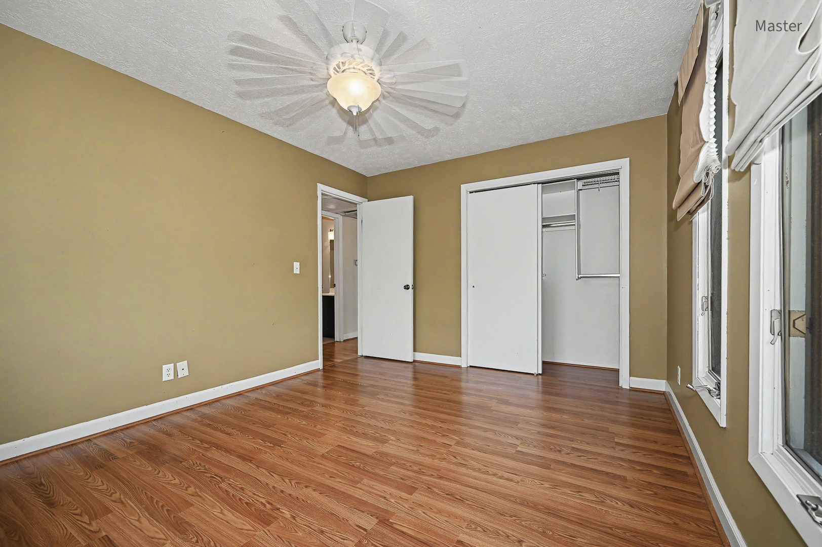 Gallery Image 18