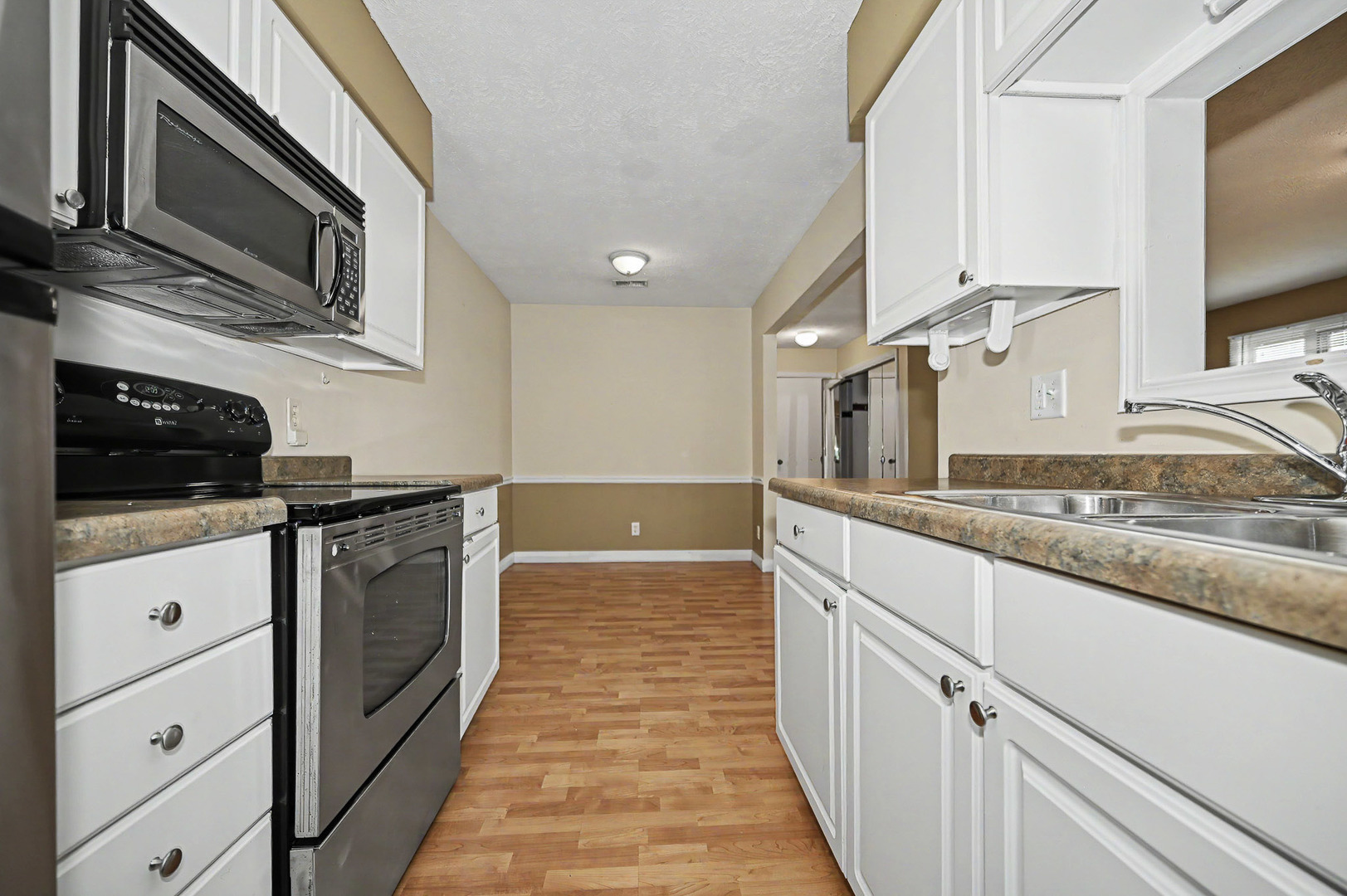 Gallery Image 14