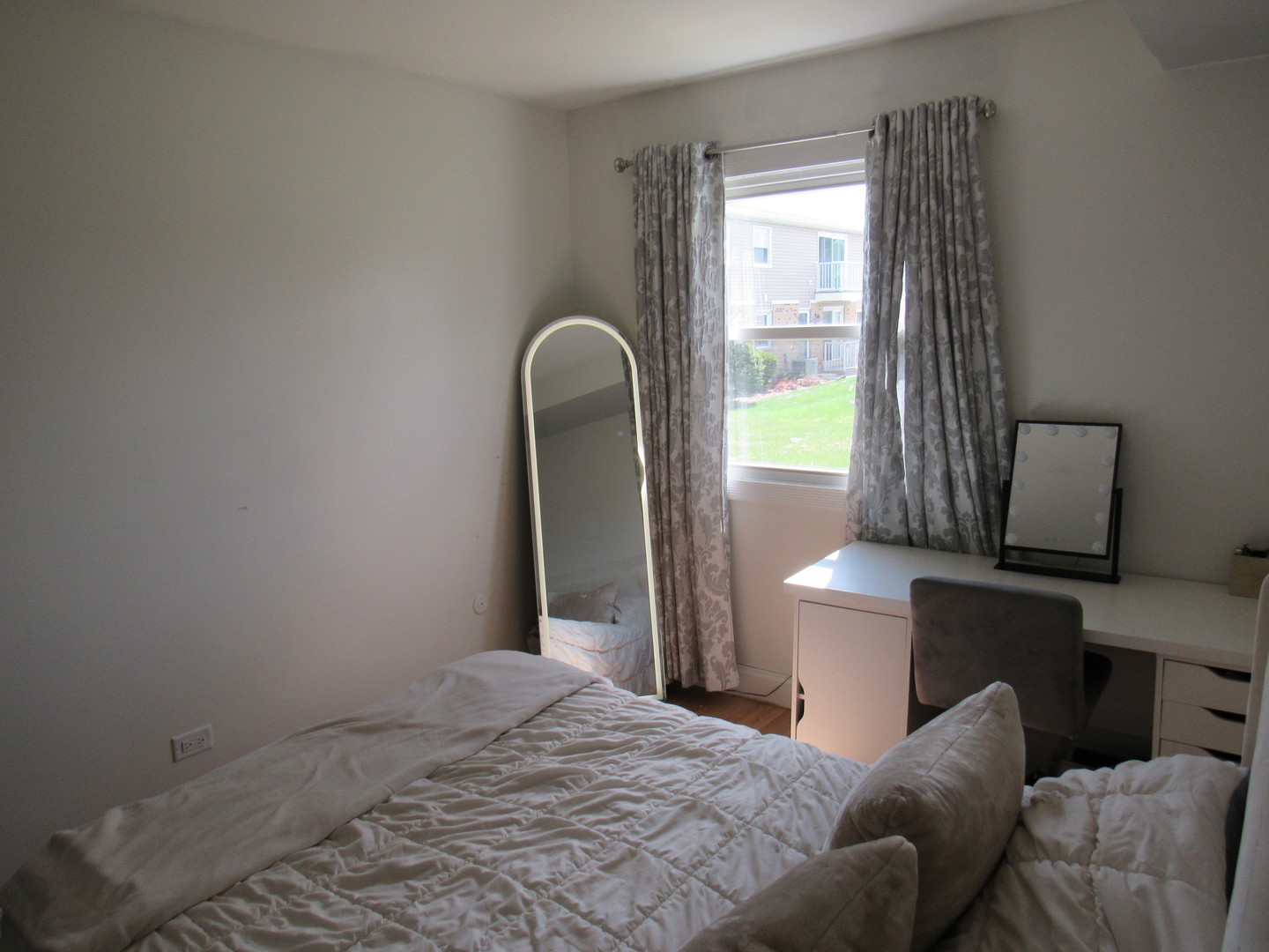 Gallery Image 12
