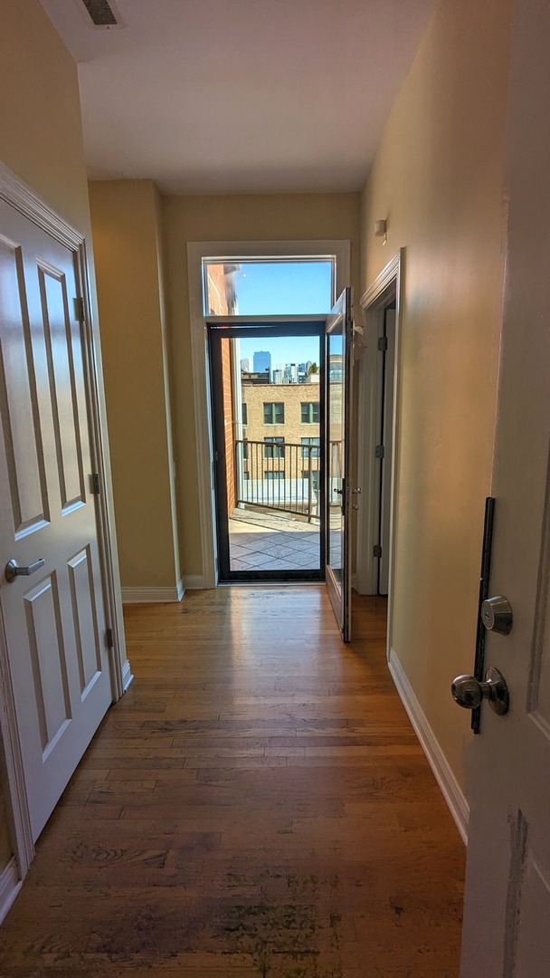 Gallery Image 16
