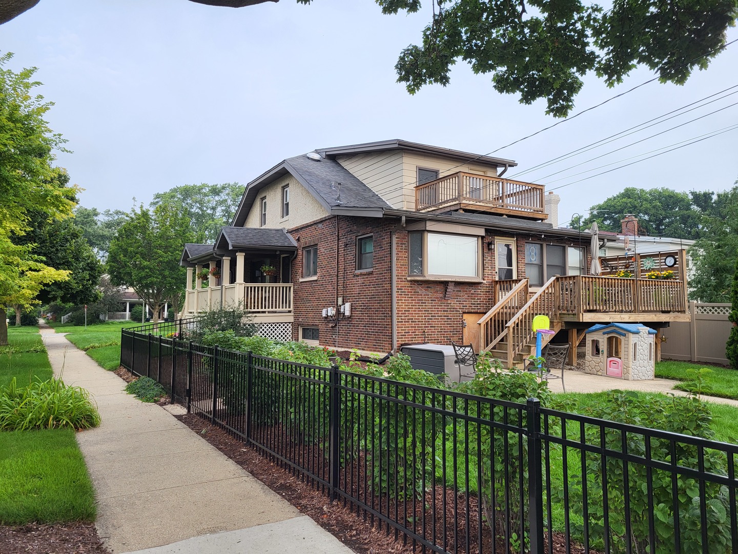 Gallery Image 19