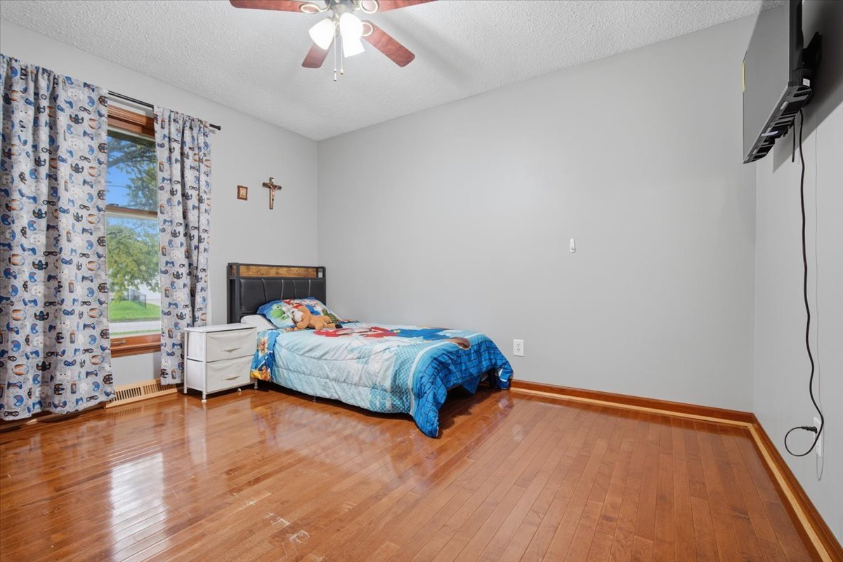 Gallery Image 15