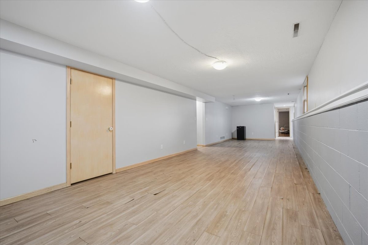Gallery Image 25