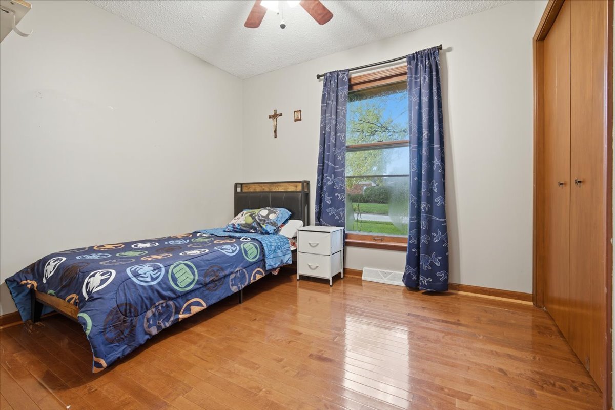 Gallery Image 17