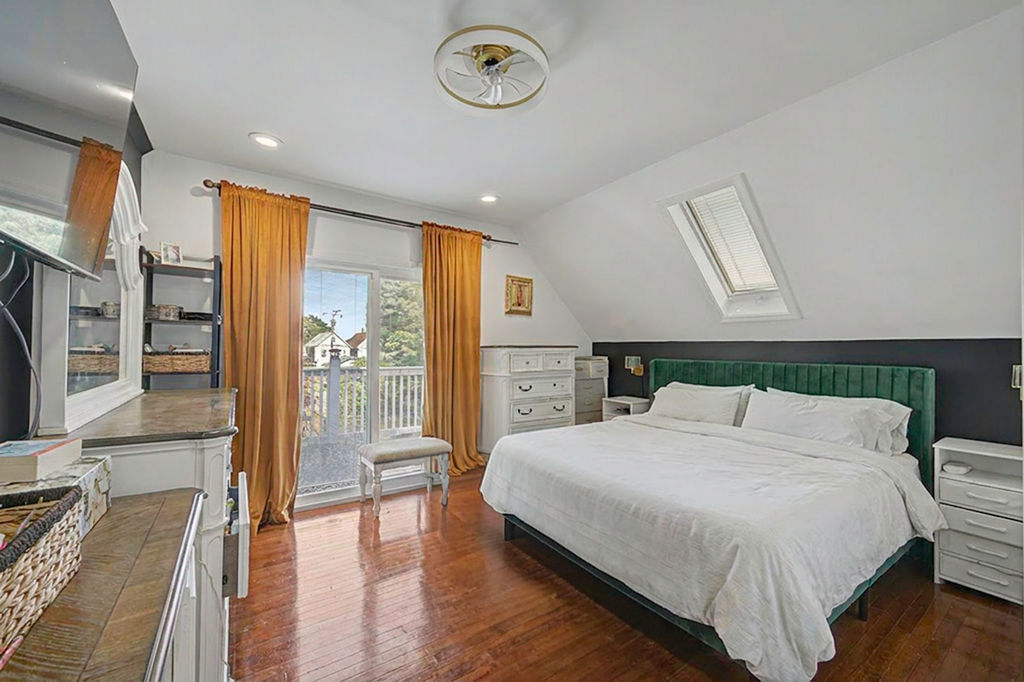 Gallery Image 13