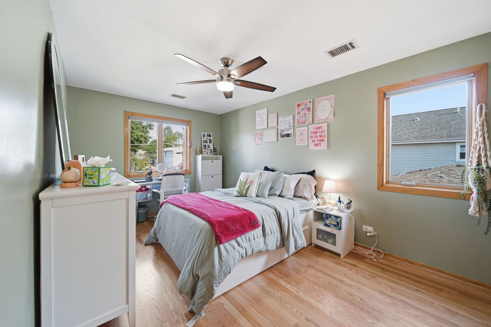 Gallery Image 18