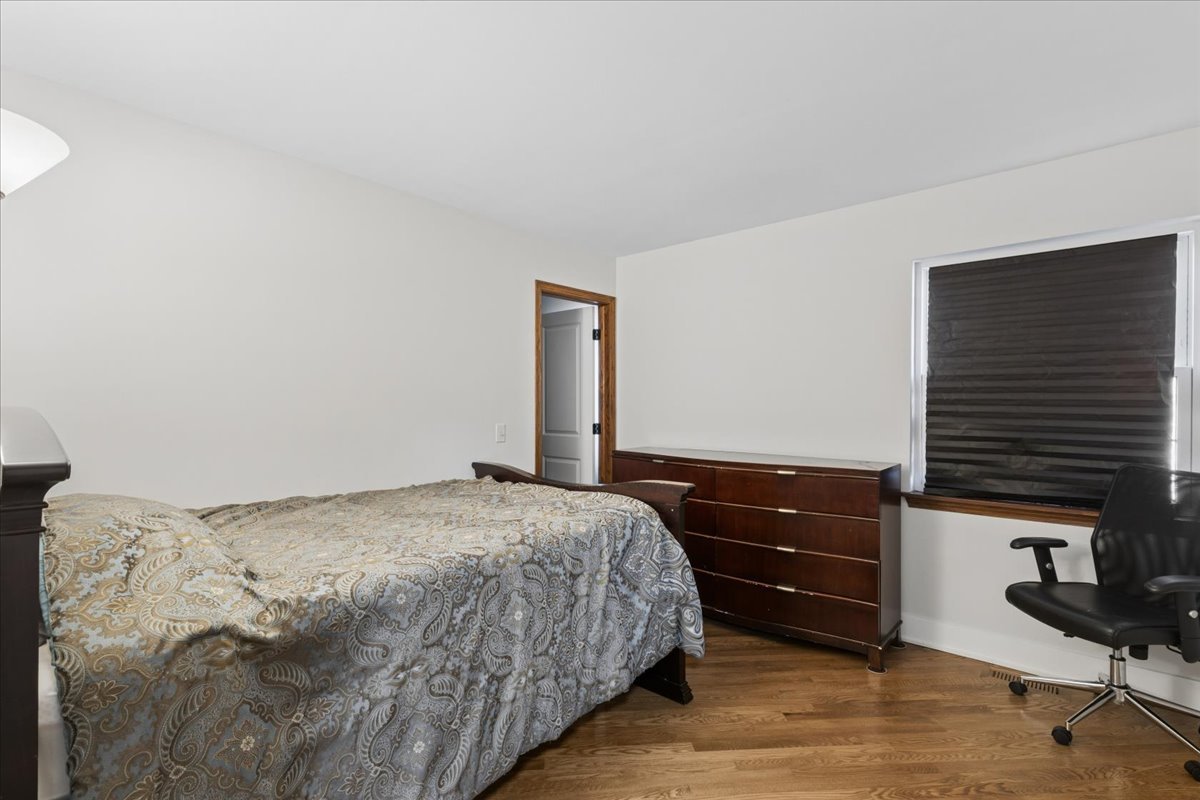 Gallery Image 18