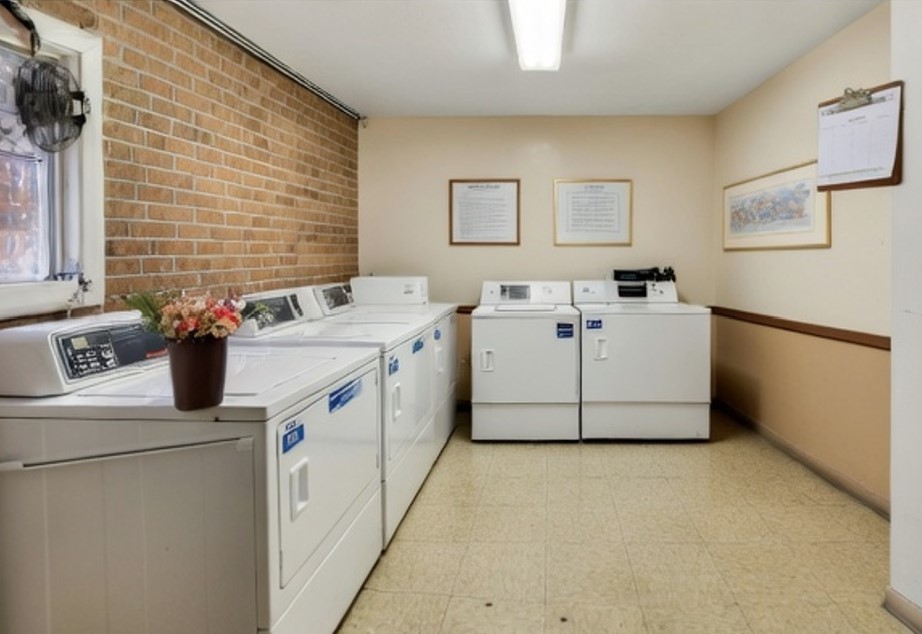 Gallery Image 10