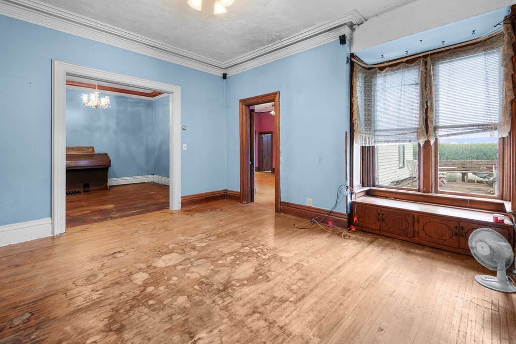 Gallery Image 18