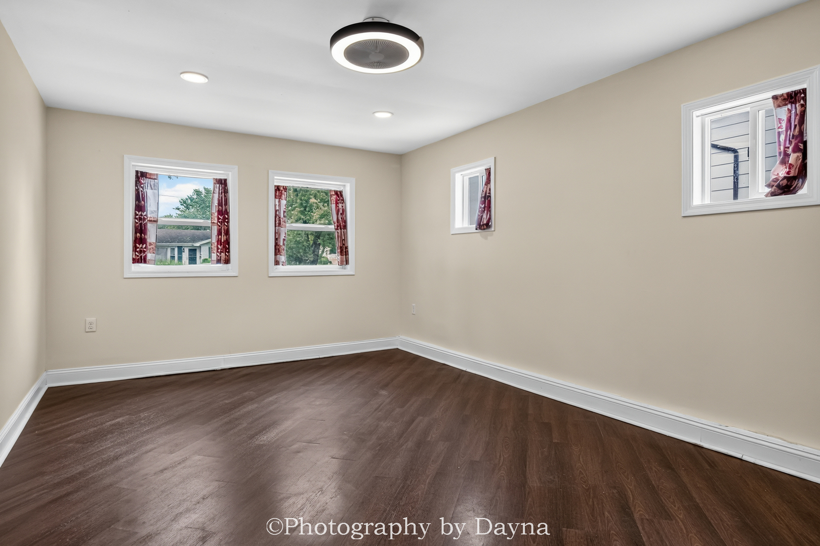 Gallery Image 17