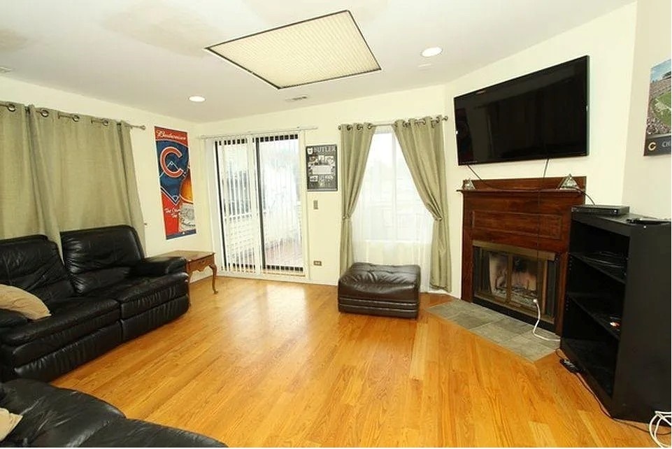 Gallery Image 13