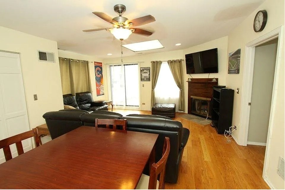 Gallery Image 12