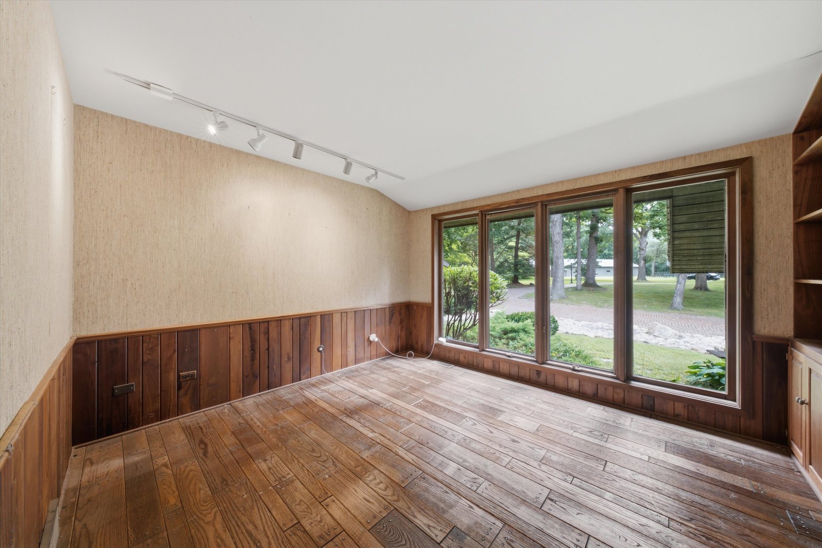 Gallery Image 19