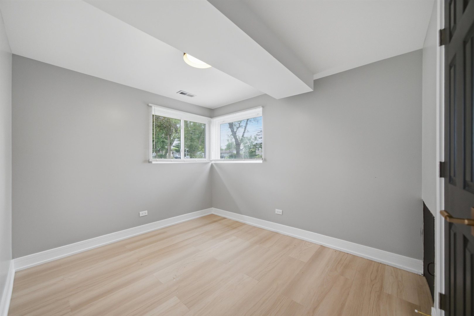 Gallery Image 19