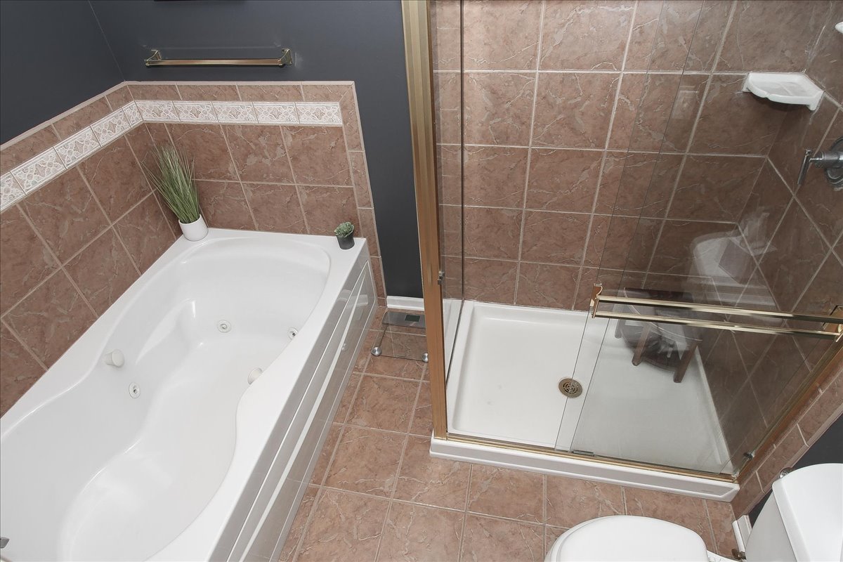 Gallery Image 16