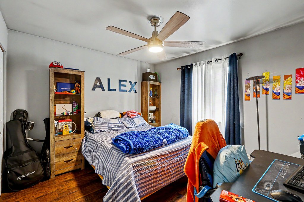 Gallery Image 10