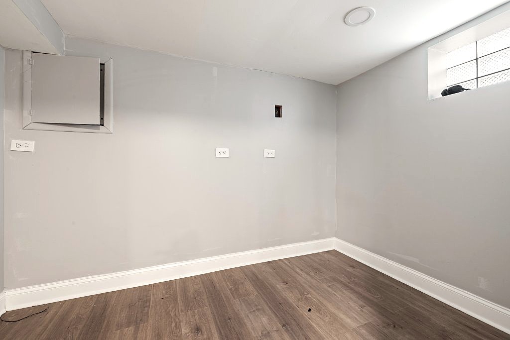 Gallery Image 18
