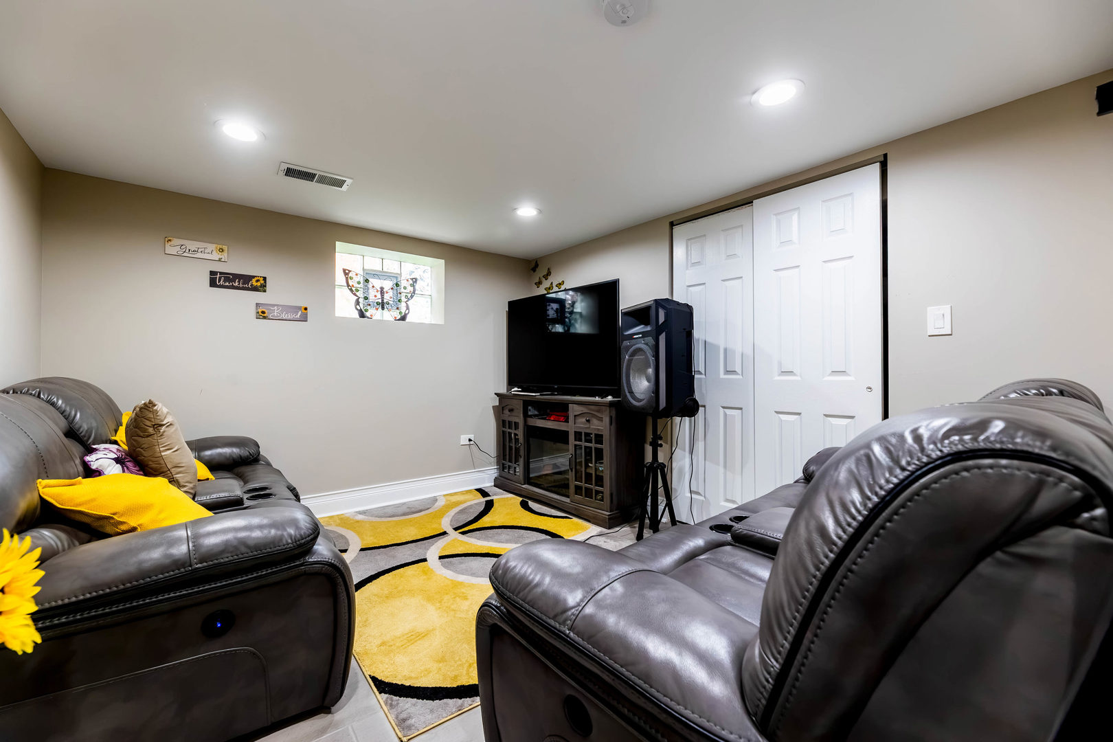 Gallery Image 13